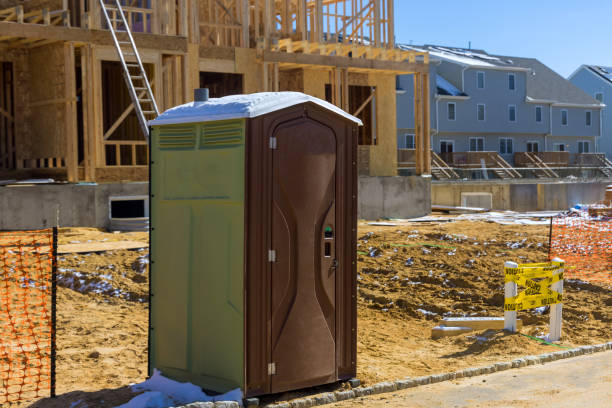 Best Portable restroom trailer rental  in Clermont, FL